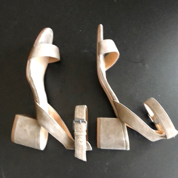 Madewell - suede block heel sandal - Picture 2 of 7